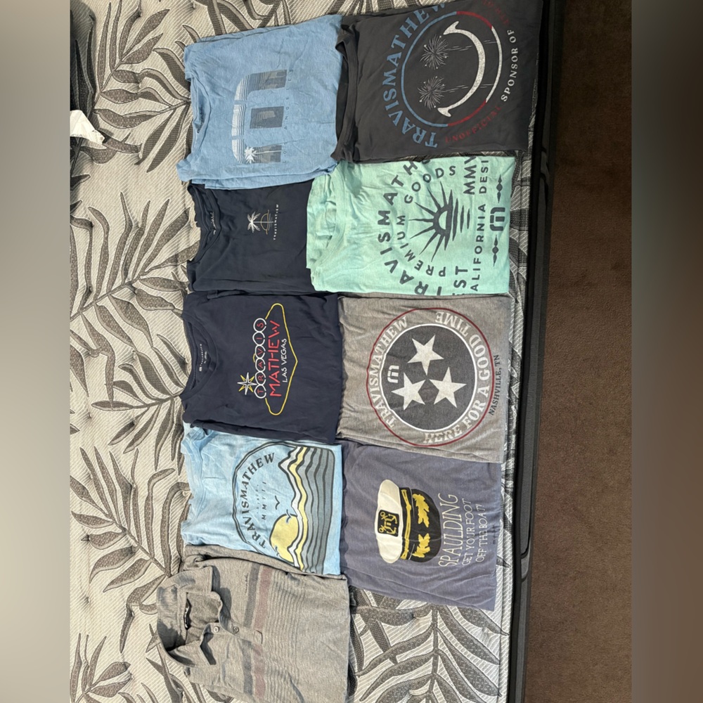 Travis Mathew lot XL men’s